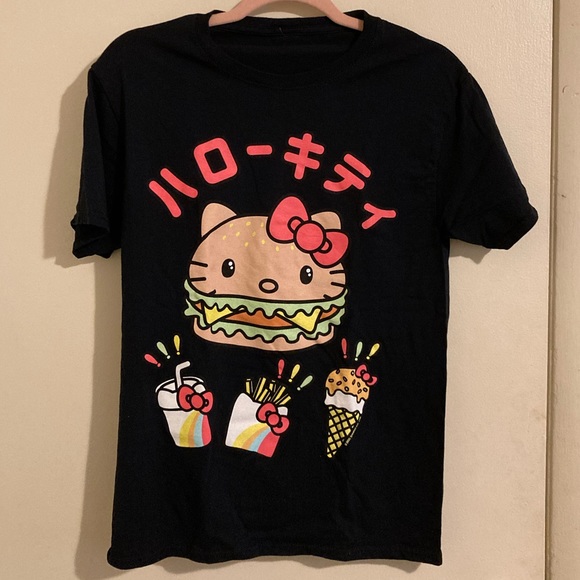 Gildan Tops - Hello Kitty burger and sides black tee S/M NWOT